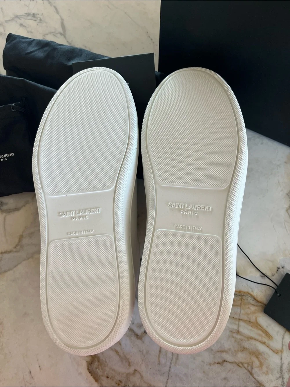 Saint Laurent Men’s White Leather Minimalist Low-Top Sneakers - Picture 4 of 5